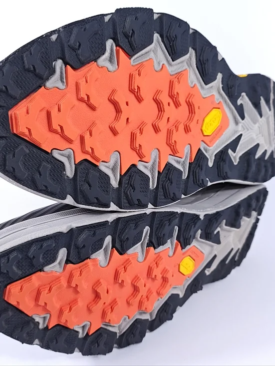 Hoka Speedgoat 4 Mens 11 Trail Hiking Running Shoes Vibram Cushioned Black - Picture 14 of 16